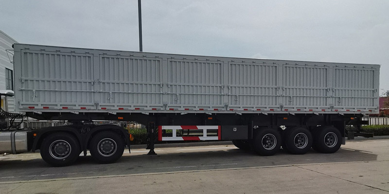 Semi-remorque à benne latérale de 30 à 100 tonnes à vendre